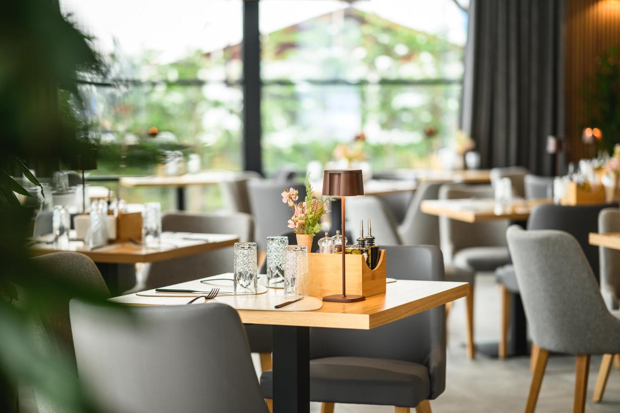 Empire Balneo & Spa Hotel Хисаря Экстерьер фото