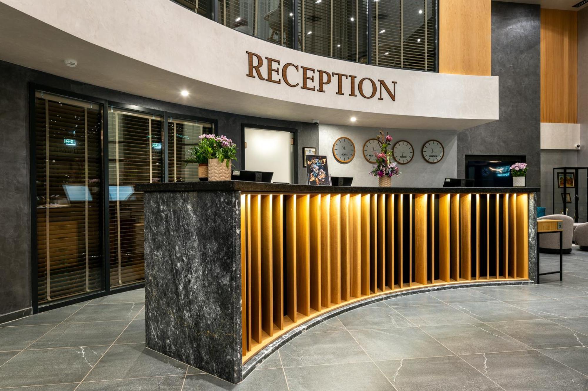 Empire Balneo & Spa Hotel Хисаря Экстерьер фото