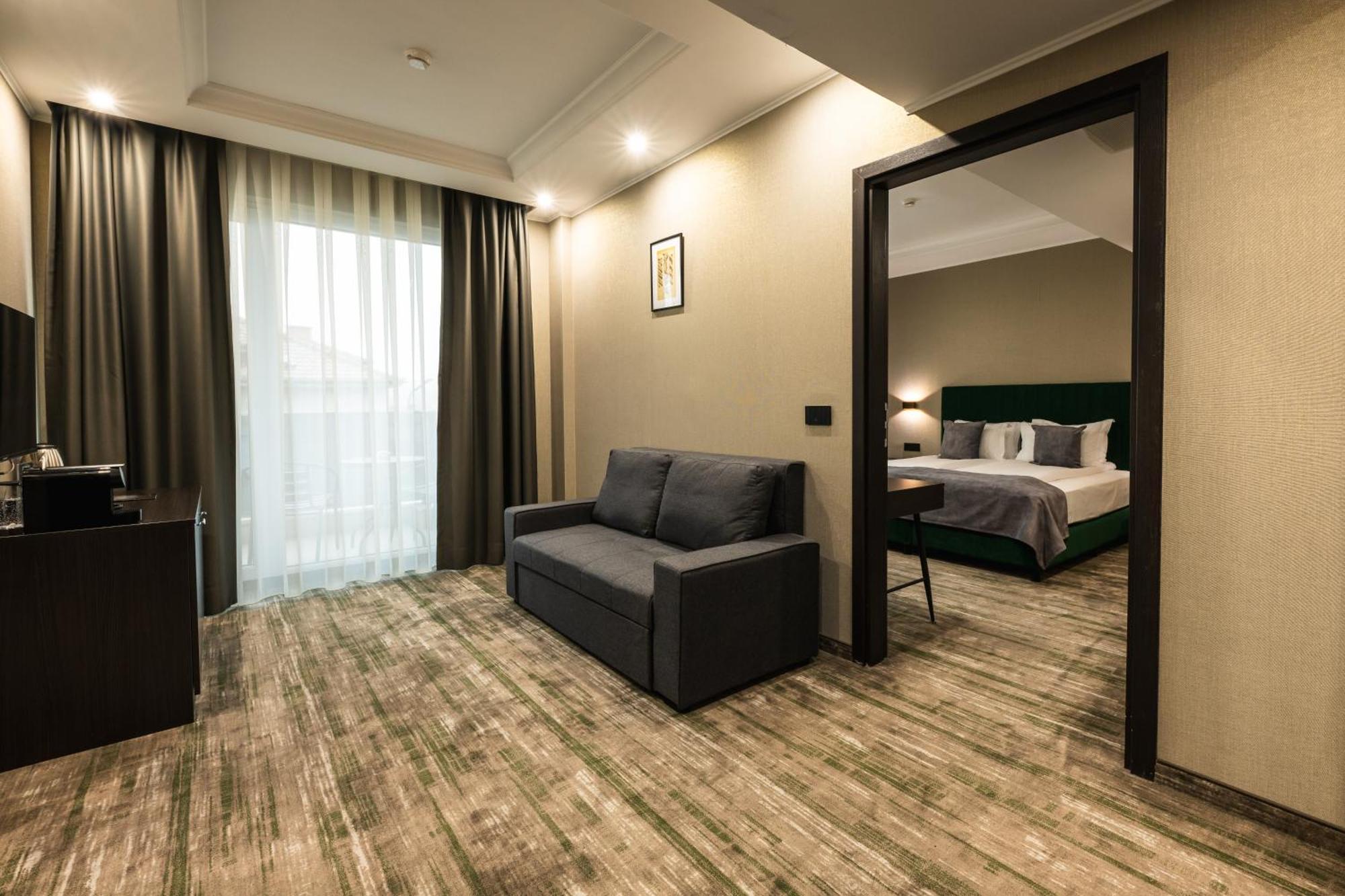 Empire Balneo & Spa Hotel Хисаря Экстерьер фото